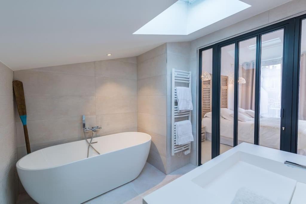 Maison D'Hotes, Terrasse & Jacuzzi En Plein Centre بوردو المظهر الخارجي الصورة